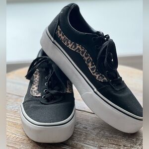 Women’s vans sneakers